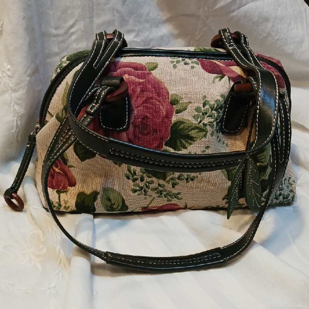 Floral Canvas Stone Mountain Handbag with Green Accents